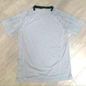 Men’s Lulu Lemon Short Sleeve Shirt…